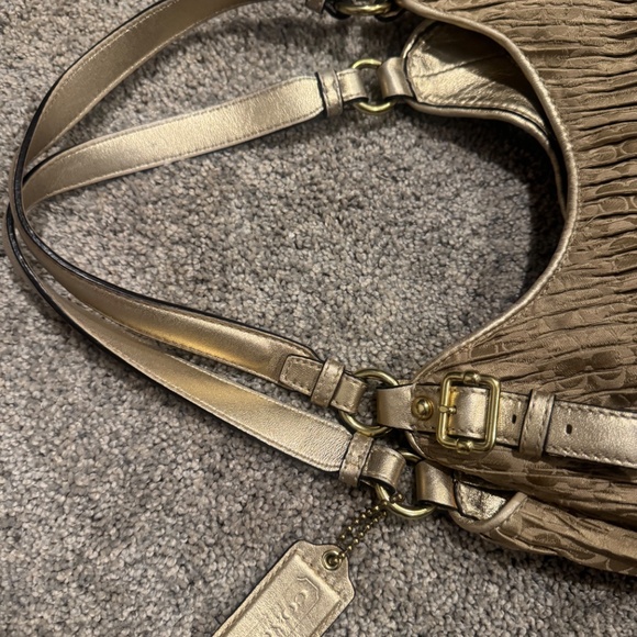 Coach Madison pleated gold metallic hobo shoulder purse - Picture 4 of 6